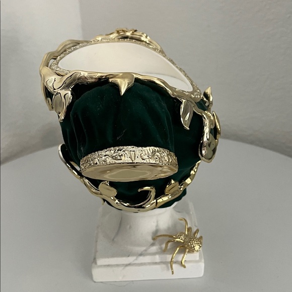 Bath & Body Works 3 Wick Candle Holder Elegant Green and Gold Decorative - Picture 4 of 4